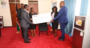 MMUST Receives Cheque Worth Kshs. 50,000 From Diamond Trust Bank Towards the 18th Graduation Ceremony!!
